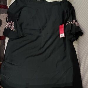 NWT Jennifer Lopez Black Embroidered Off The Shoulder Bell Sleeve Dress, Size M